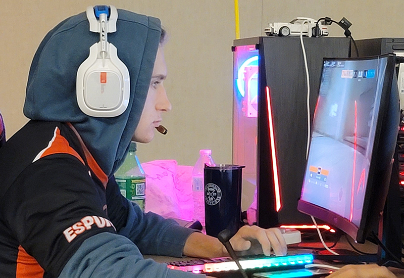 Esports Deals Hutchinson CC A Pair Of Exhibition Losses