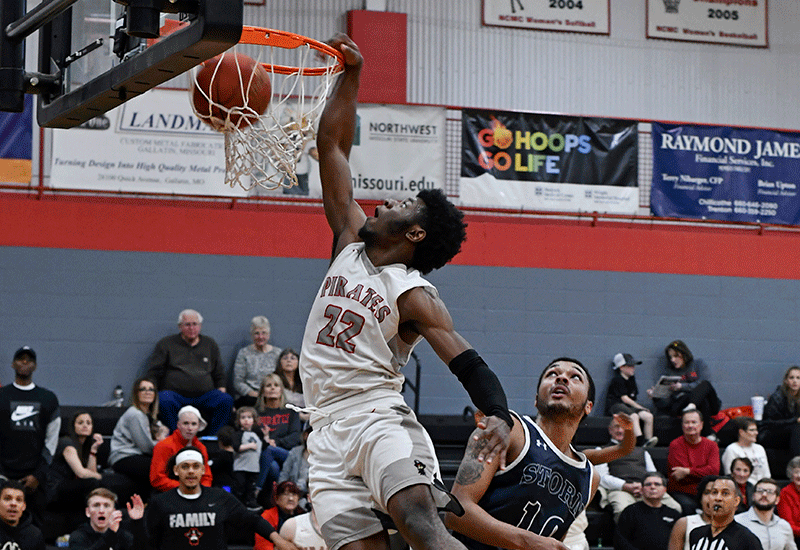 Fast Start Propels Men's Basketball