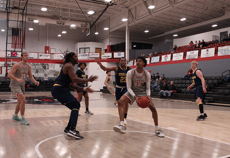 Pirates Jump On Top Early And Cruise To Victory Over Highland CC Kansas