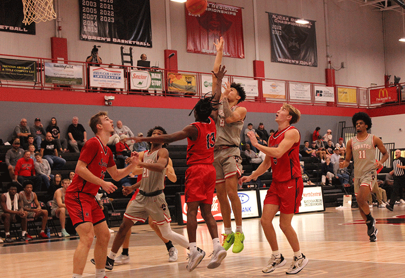 Pirates Post An 85-73 Home Win Over Southwestern CC