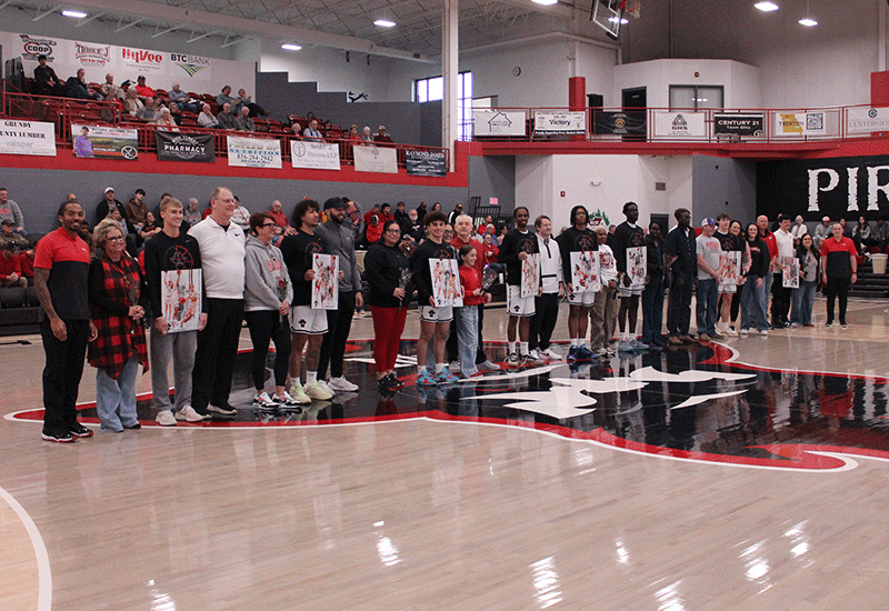 Pirates Use Big Second Half To Down Jefferson College On Sophomore Day