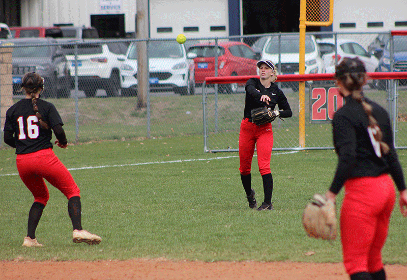 Pirates Softball Dominates In 4 Region XVI Wins