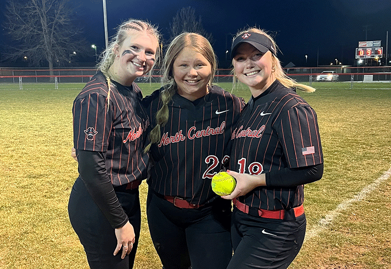 Late Inning Heroics Secure Split For Pirate's Softball