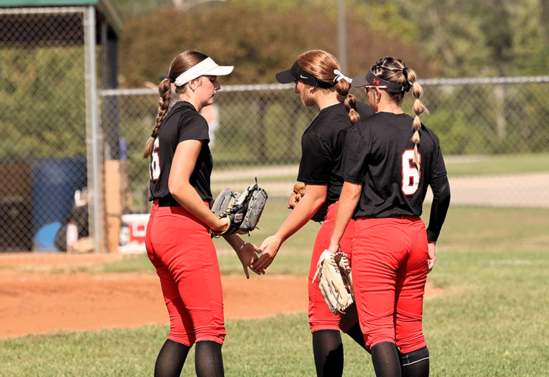 Pirate's Softball Splits Road Series With SAU-Tech