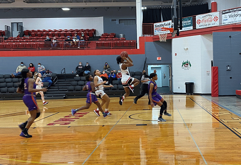 Lady Pirates Cruise To Victory
