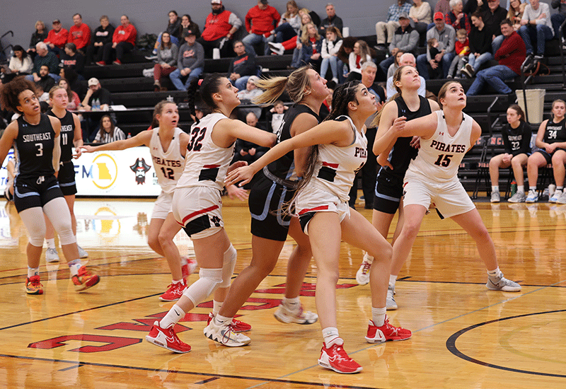 Ford Recognized For 1,000 Career Points As Lady Pirates Cruise Past Southeast CC
