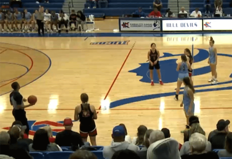 Mixed Results For 15th Ranked Lady Pirates In KCKCC Classic