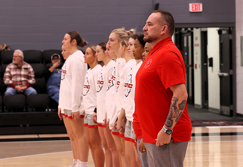 Lady Pirates Complete Region 16 Sweep Of Metropolitan CC